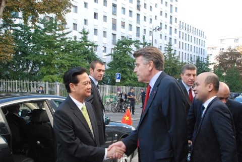 เวียดนามให้ความสำคัญต่อความร่วมมือในทุกด้านกับฝรั่งเศส